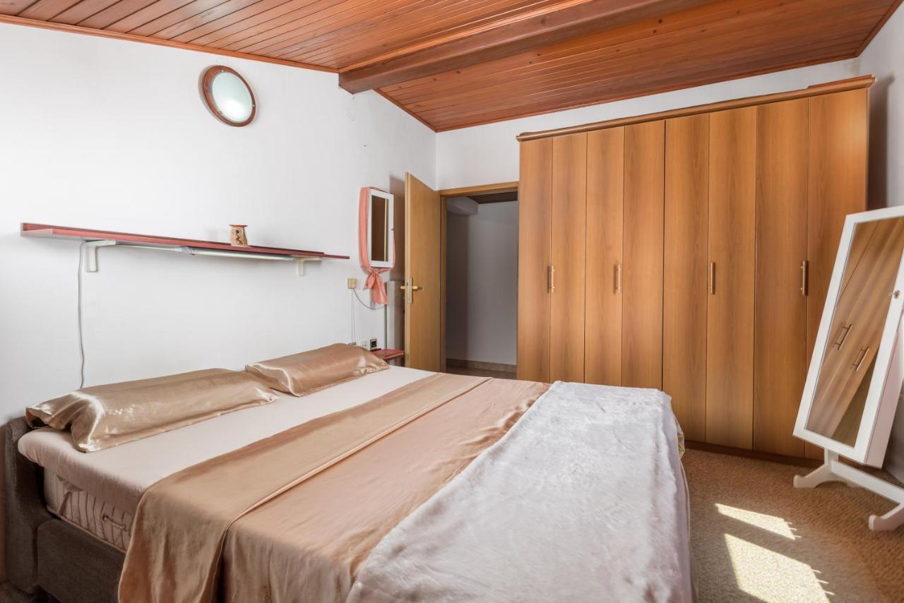 Apartment Magda With A Parking Space And Sea View Rijeka Exterior photo