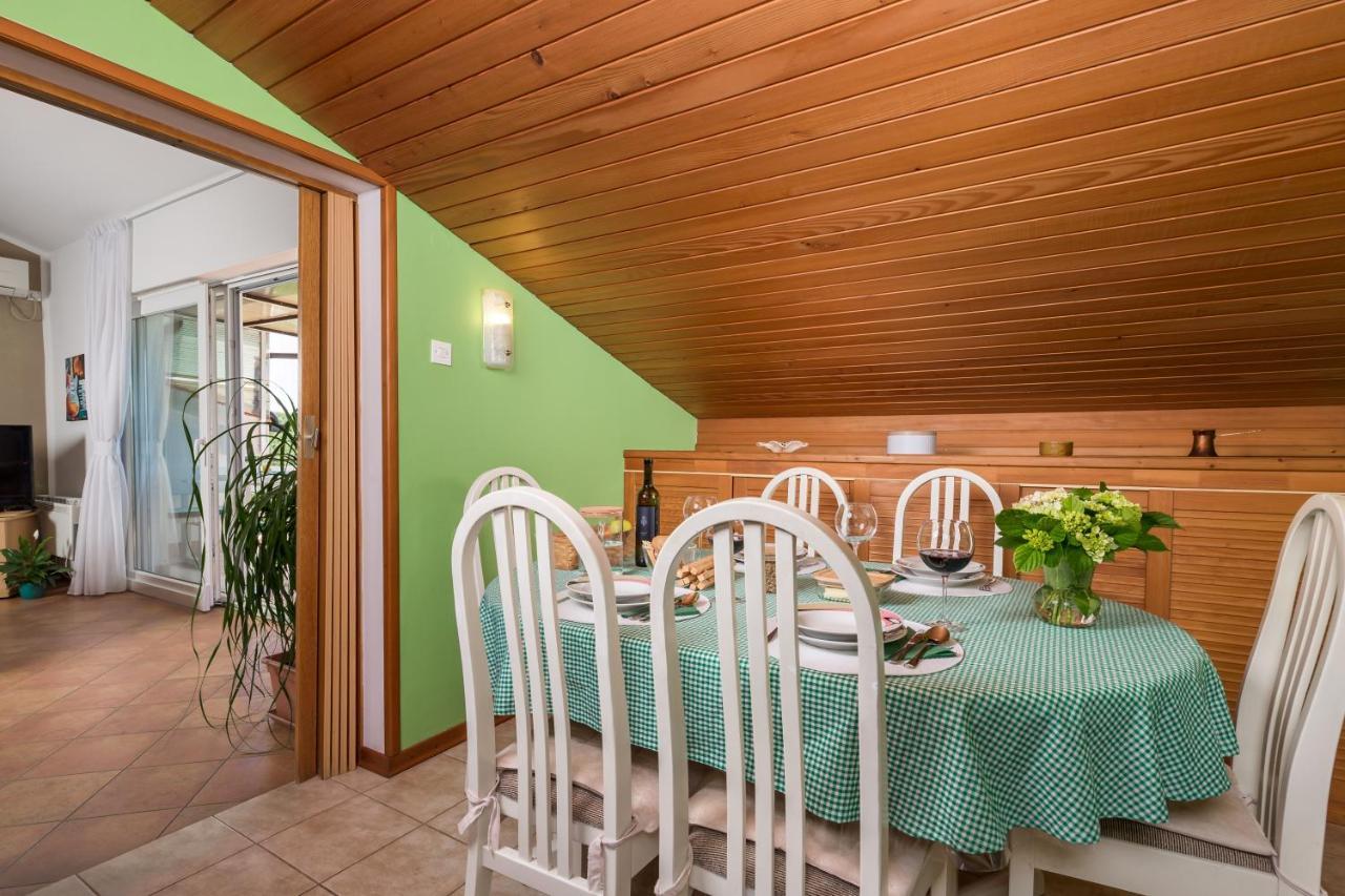 Apartment Magda With A Parking Space And Sea View Rijeka Exterior photo